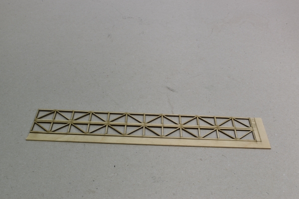 Girder 1 piece , wood- 0